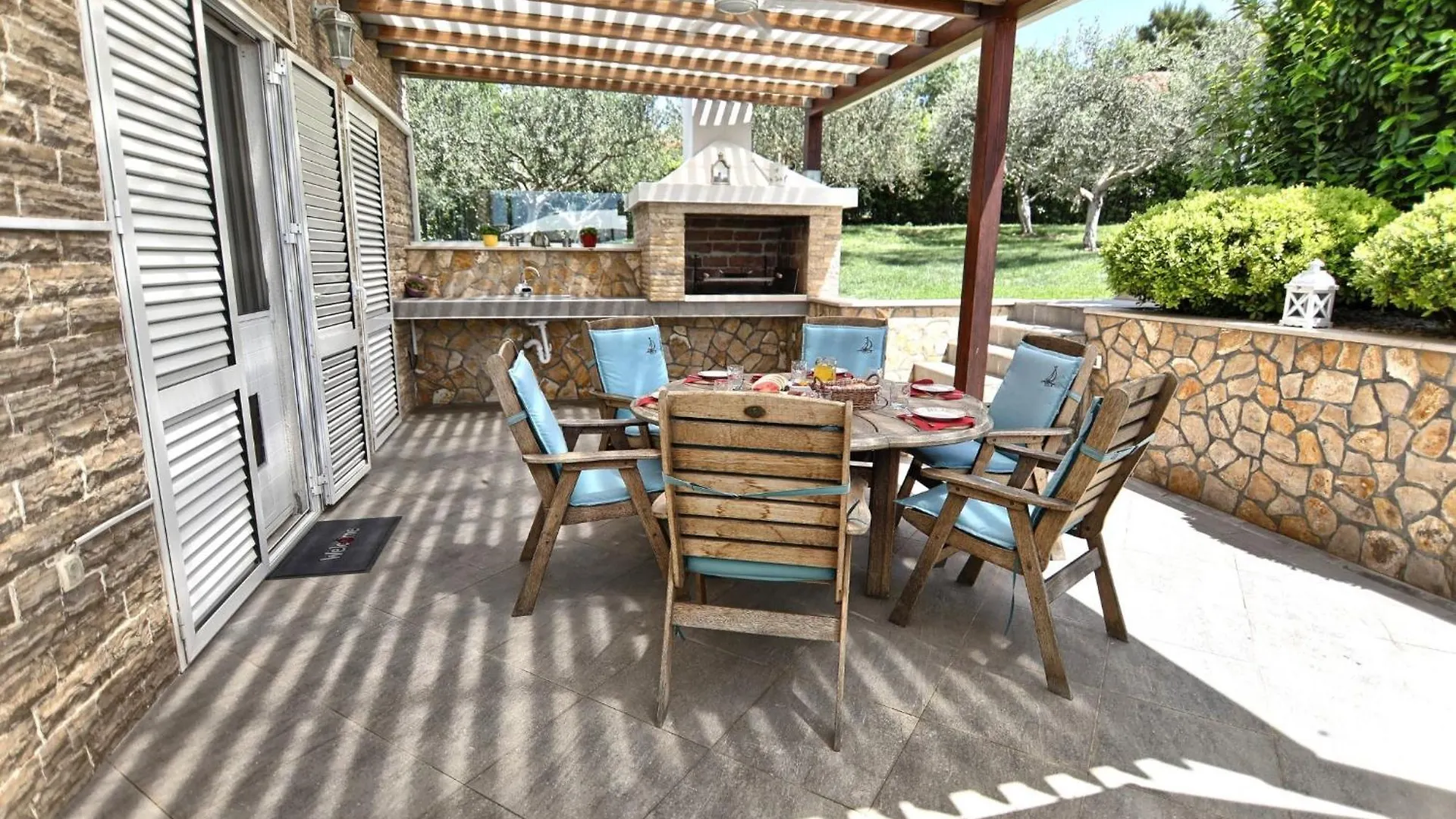Holiday Home Srecko Polaca 0*,
