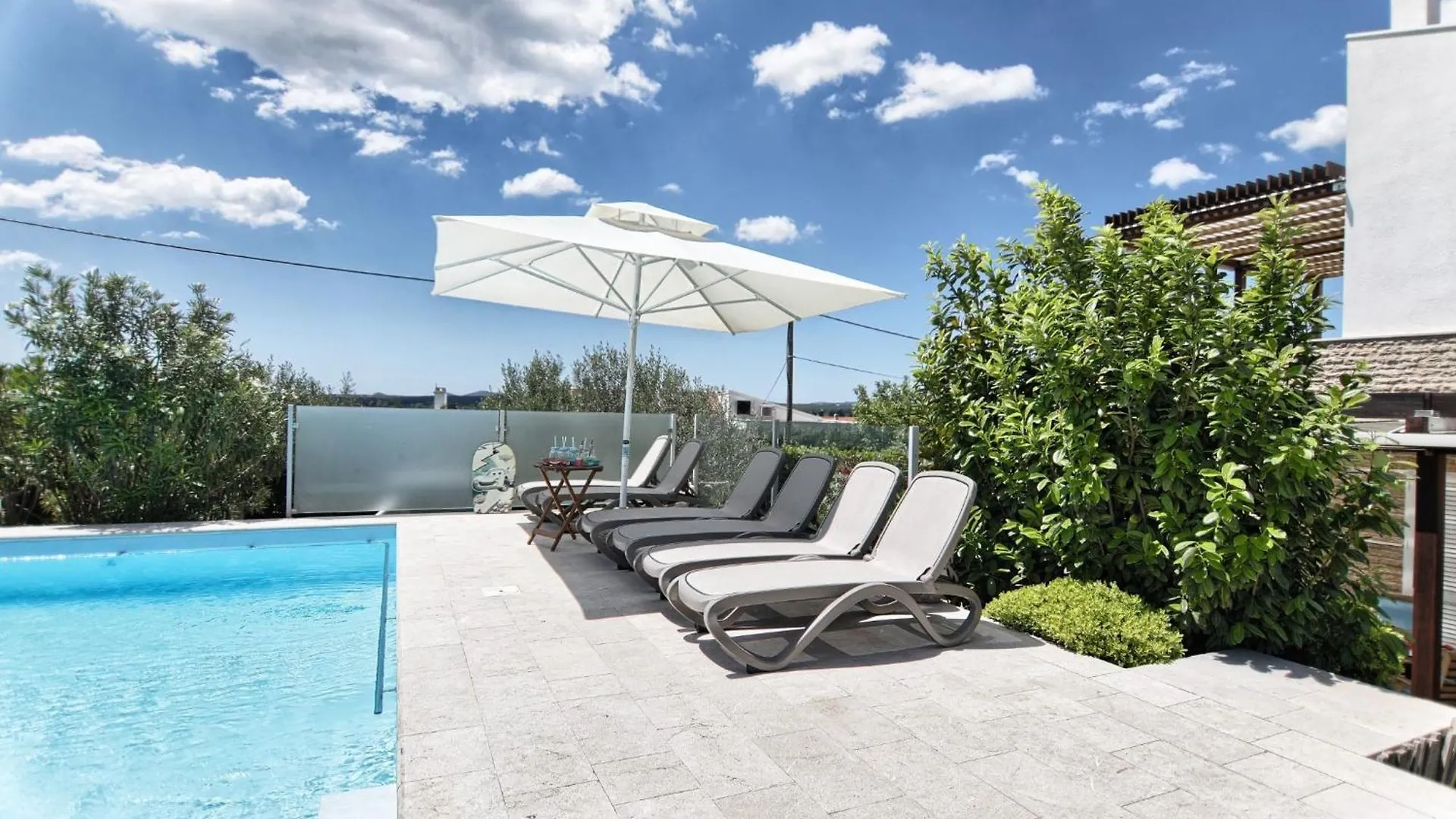 Holiday Home Srecko Polaca